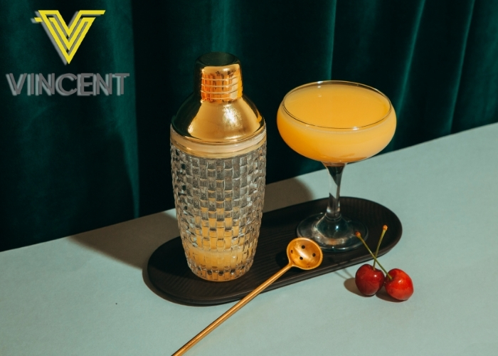 Thưởng thức và tùy chỉnh của công thức cocktail đơn giản